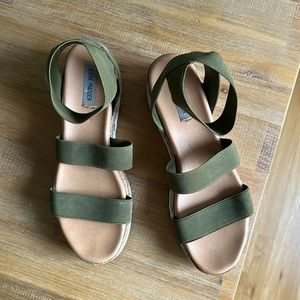 Steve Madden sandals size 11
